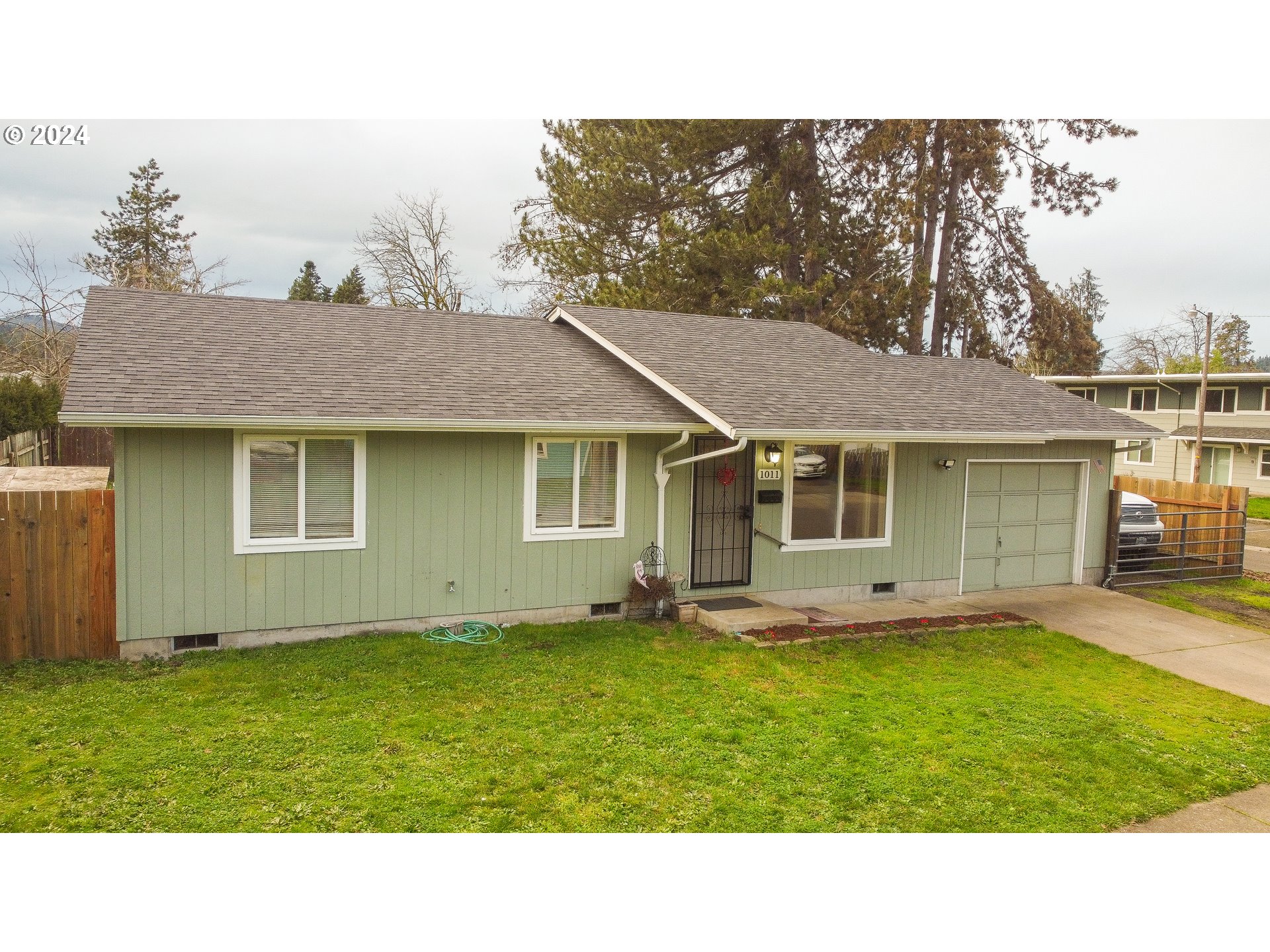 1011 S 8TH ST Eugene Home Listings - Galand Haas Real Estate