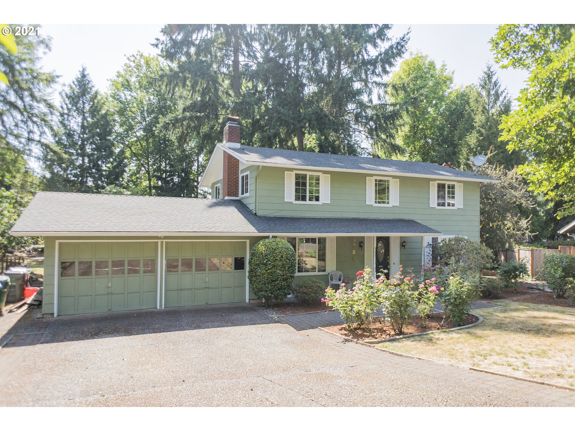3284 STRATHMORE PL Eugene Home Listings - Galand Haas Real Estate