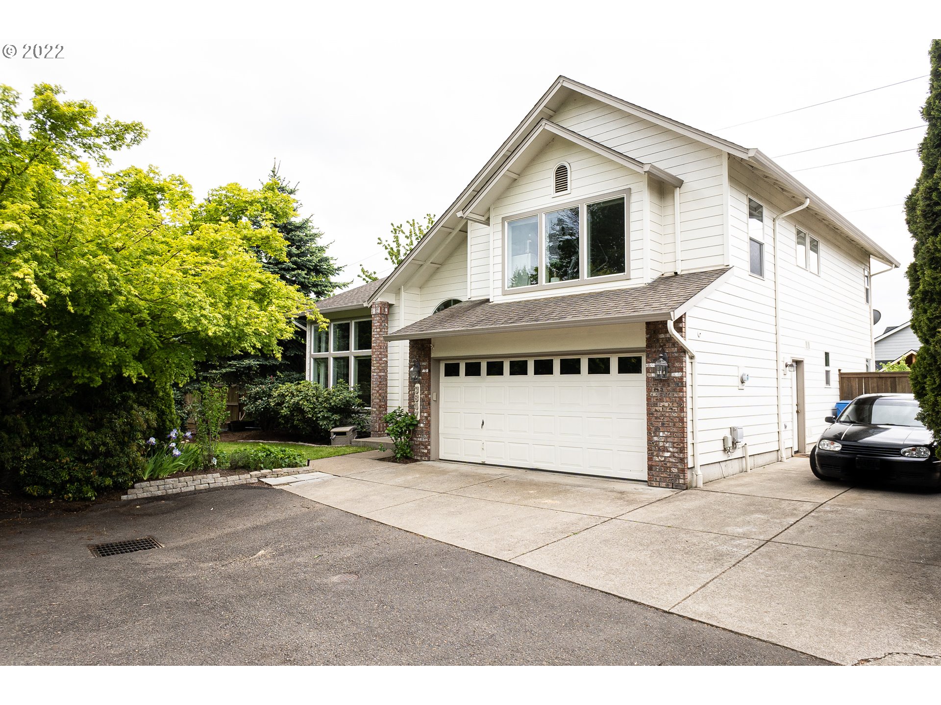3847 Boresek LN Eugene Home Listings - Galand Haas Real Estate