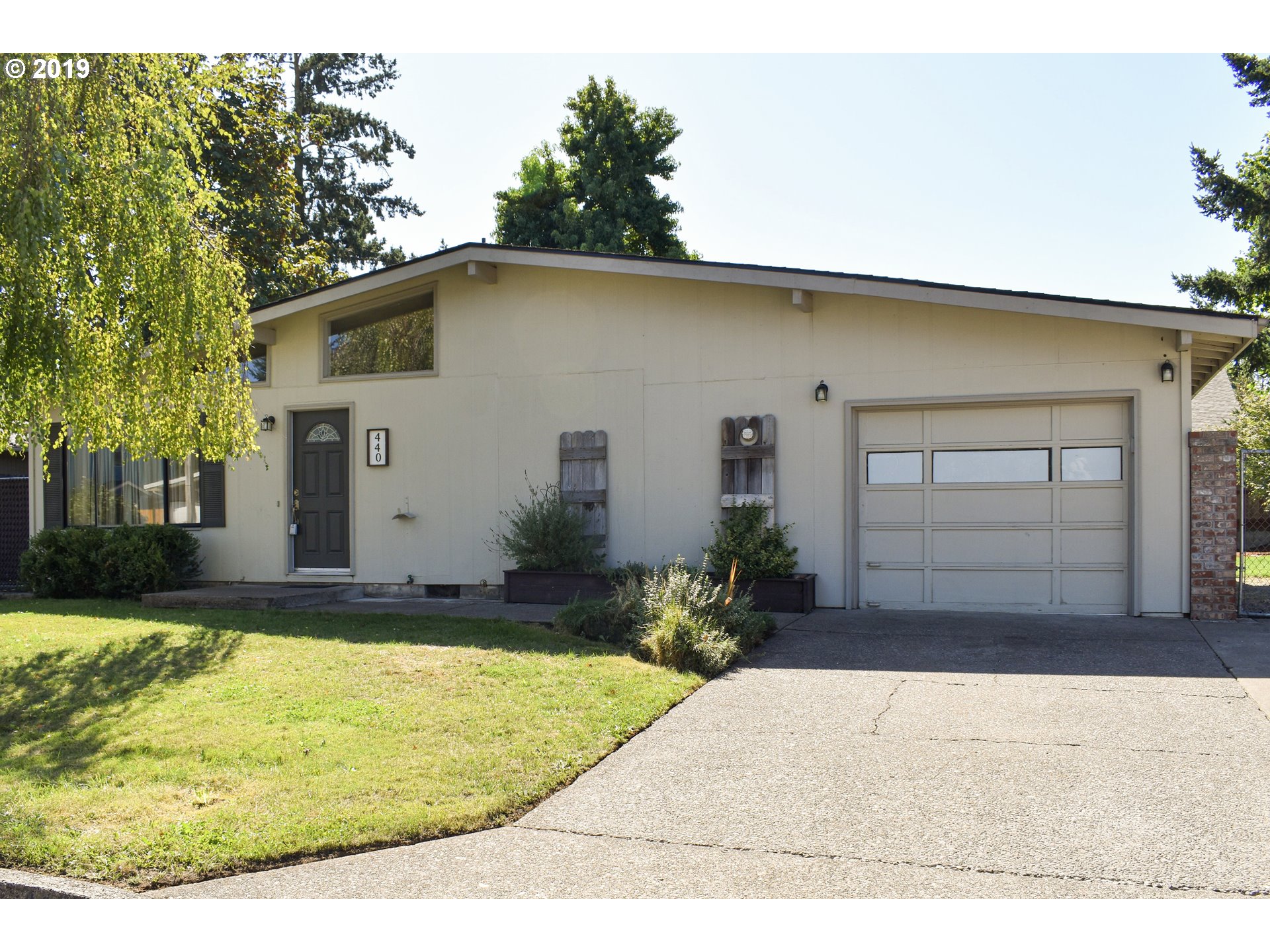 440 AUTUMN AVE Eugene Home Listings - Galand Haas Real Estate