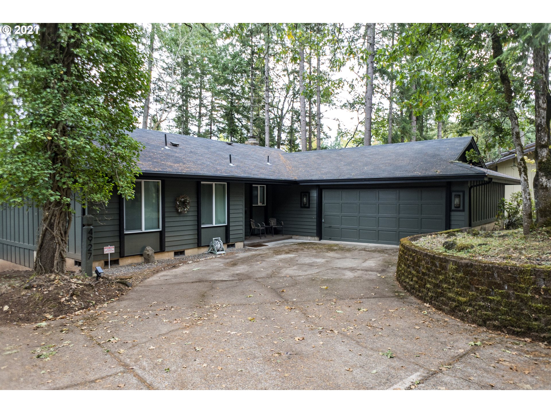 4927 FOX HOLLOW RD Eugene Home Listings - Galand Haas Real Estate